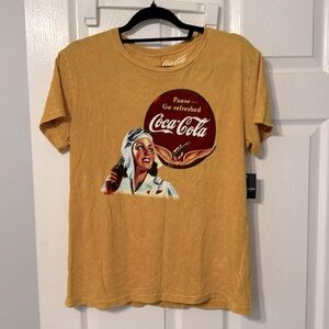 Lucky Brand Coca Cola tee NWT SIZE small